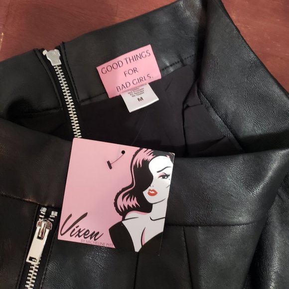 VIXEN by Micheline Pitt Good Things for Bad Girls Vegan Leather Black Shorts Med - Picture 9 of 11